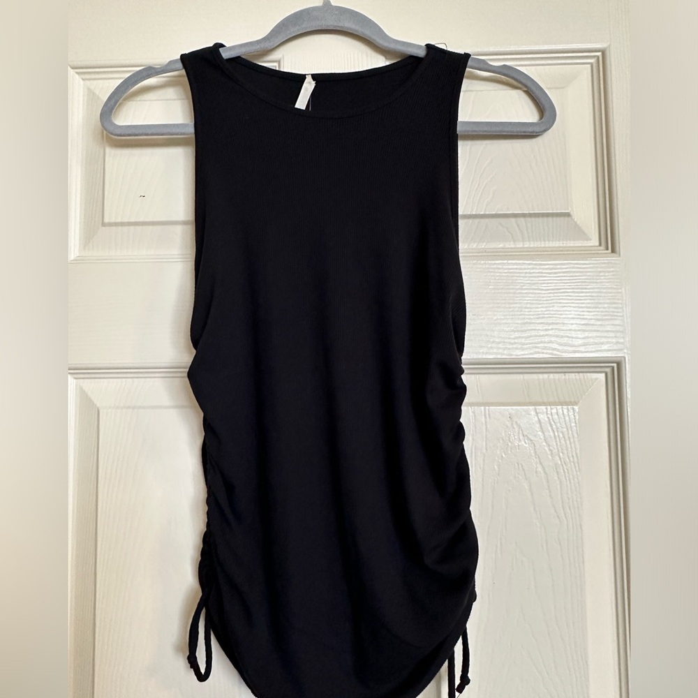 Heart Hips Black Ruched Sleeveless Top